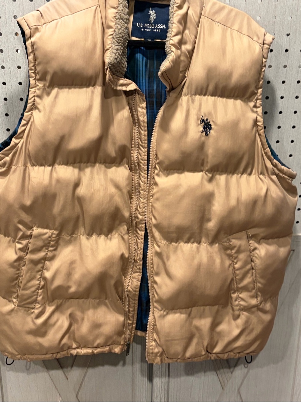 Men’s U.S. Polo Assn. Beige Puffer Vest